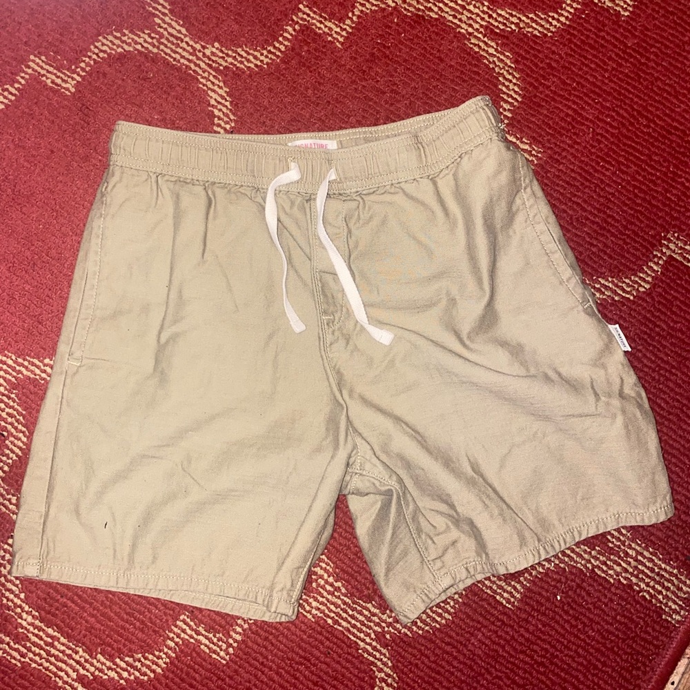 LEVI STRAUSS Shorts. Size S.